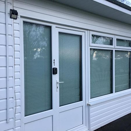 Woodland Views Central Heated Cabin Dartmouth Exterior photo
